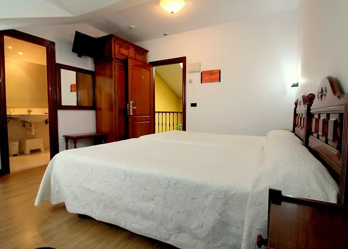 Hotel Doña Nieves 3*